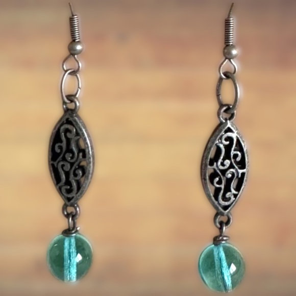 Indio Jewelry Aquamarine Glass Filigree Antique Silver Hook Earrings Item #321 - Picture 3 of 3